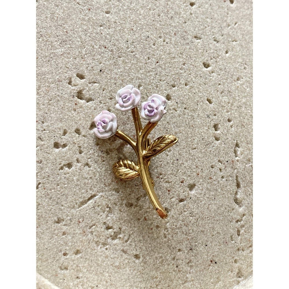 Vintage Pink Rosebud Brooch Gold Tone Floral Porcelain Enamel Small Romantic